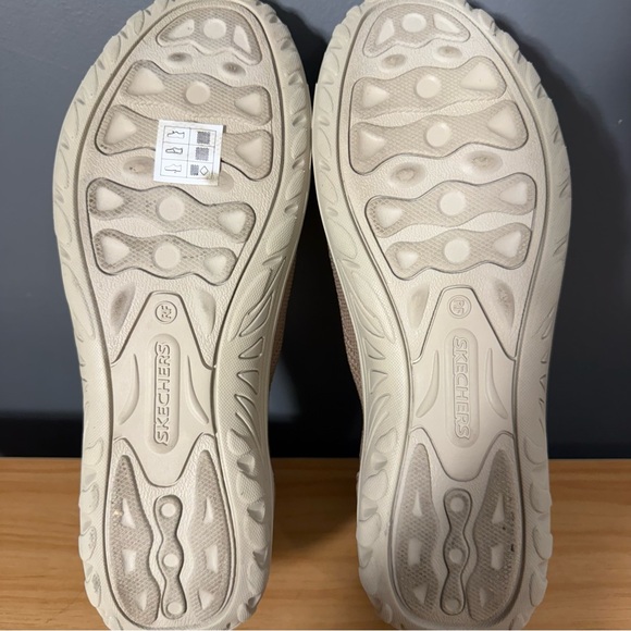 Skechers Swift Fit Hands Free Women's Slip on sneakers shoes size 10 Mocha - Picture 6 of 6